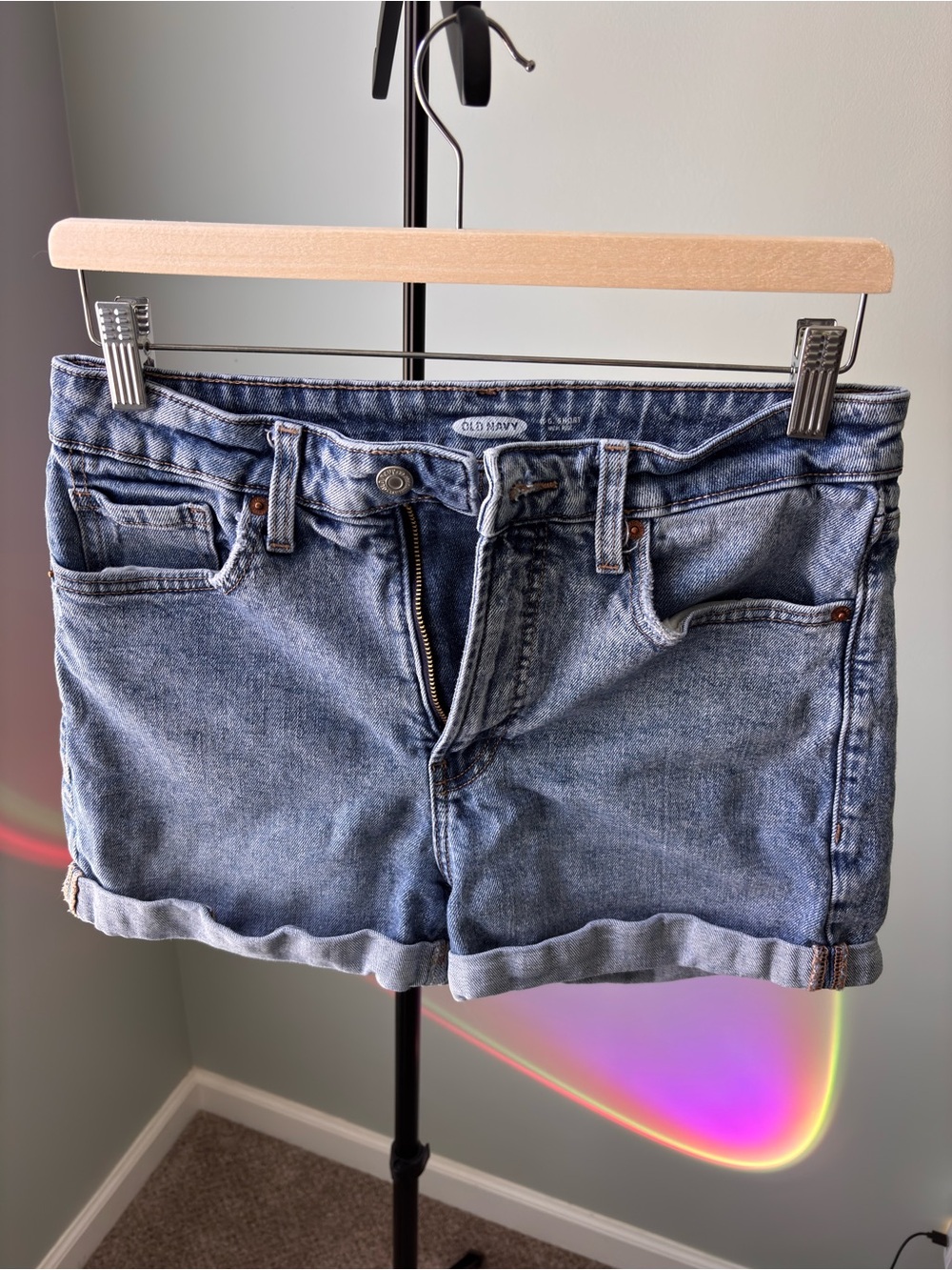 Old Navy OG Shorts Women’s Size 8 Light Wash Cuffed Denim Jean Shorts